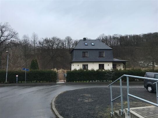 Saniertes/modernisiertes Einfamilienhaus in idyllischer Lage