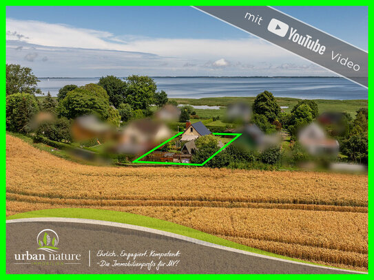 Traumgrundstück mit Ferienhaus in begehrter Ruhelage mit Boddenblick