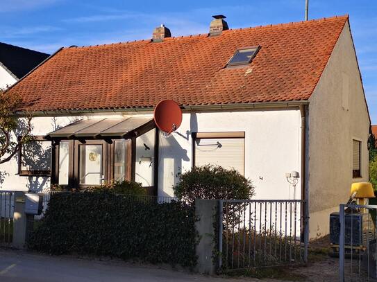 Baugrundstück mit Altbestand in Ingolstadt-Oberhaunstadt