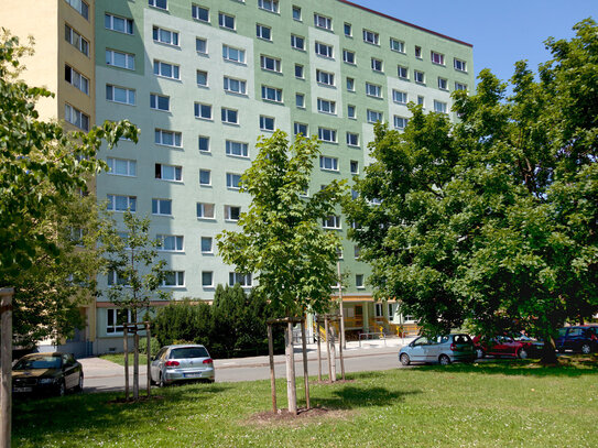 Helle 2 Raumwohnung mit Balkon - ideal für Singles und Paare