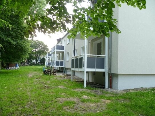 Schicke Erdgeschosswohnung, renoviert mit Blick in den Wald