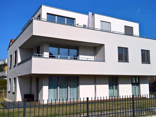 Penthousearchitektenwohnung mit großzügigem Balkon