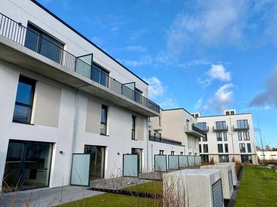Modernes Wohnhighlight auf zwei Ebenen - Stilvolle 4-Zimmer-Maisonette mit Balkon & Tiefgaragenstellplatz in Hamburg-Je…