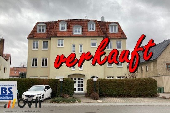 +++ MEHRFAMILIENHAUS MIT 8 WE KOMPLETT VERMIETET +++ ZU VERKAUFEN +++ ALTENBURGER LAND +++ ZENTRUMSNAH IN RUHIGER WOHNL…