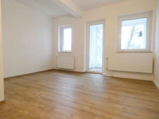 *** Modernisierte 2-Zi-Wohnung in beliebter Lage von Frohnhausen sucht neuen Mieter ***