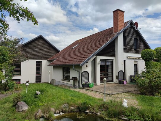 Architektenhaus mit Praxis/Büro im Lorenzschen Feld