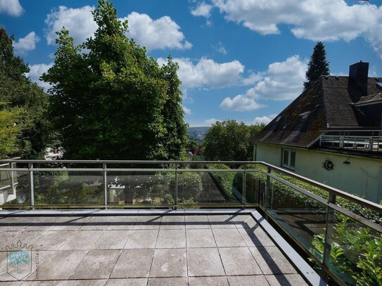 Hochwertig sanierte Eigentumswohnung in der Briller Höhe, provisionsfrei vom Eigentümer. Sonnige Wohnung mit großer Ter…