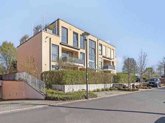 Moderne 3-Zimmer-Wohnung mit Tiefgaragenstellplatz in Ratingen-Ost