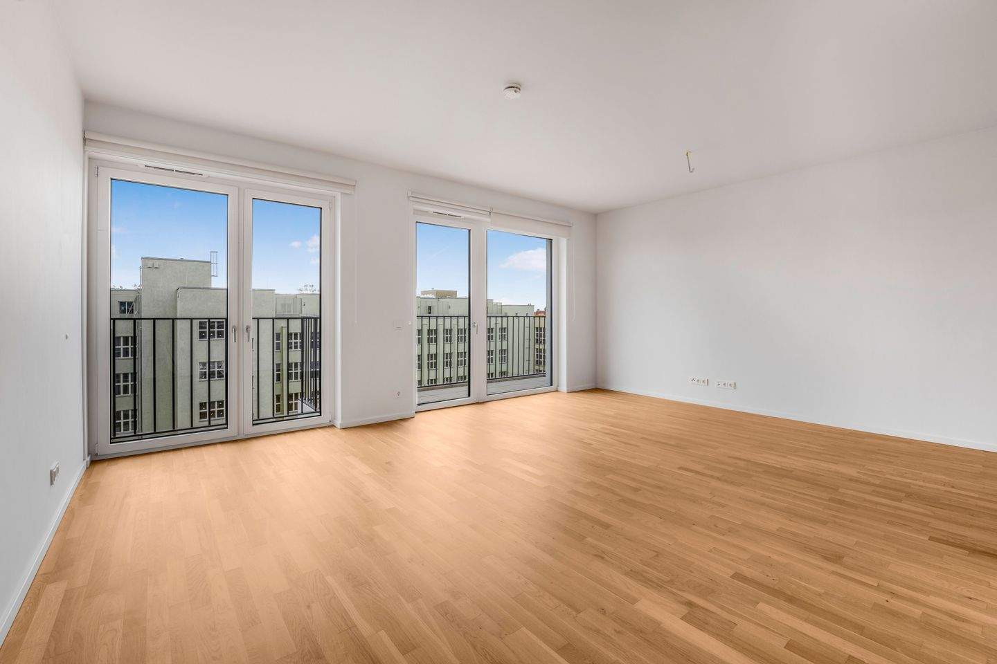 Experience urban living at Havelufer Quarter - Apartment with balcony - Photo 1