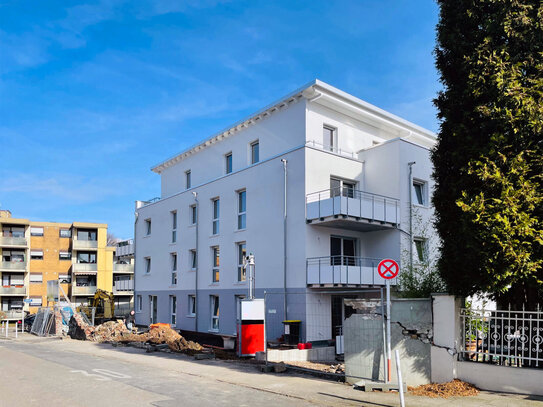 Baustellenberatung: Sonntag 11-12 Uhr Modern mit Komfort = Neubau-Eigentumswohnung im EG mit Süd-Terrasse und Garten