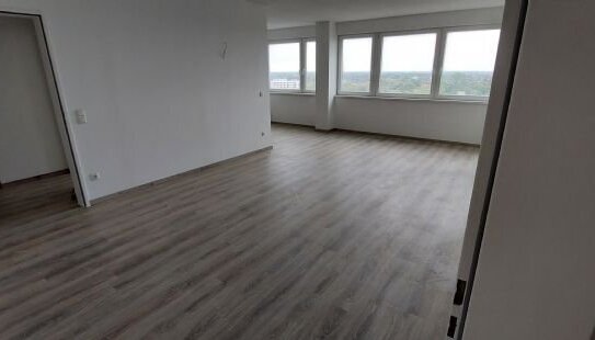 !!!! 2-Zimmerwohnung im 1. OG im Roten Riesen mit 68 m² !!!!