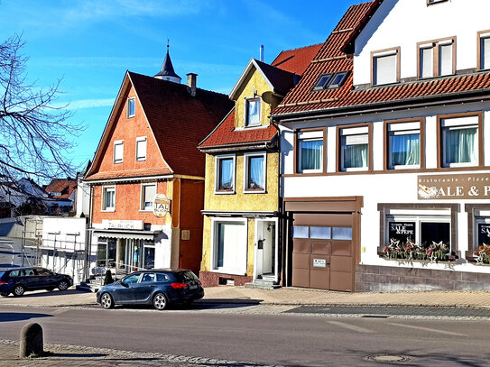 Einfamilienhaus mit viel Potenzial in Meßstetten / Provisionsfrei