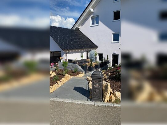 Top gepflegtes Zweifamilienhaus in Schwenningen am Heuberg