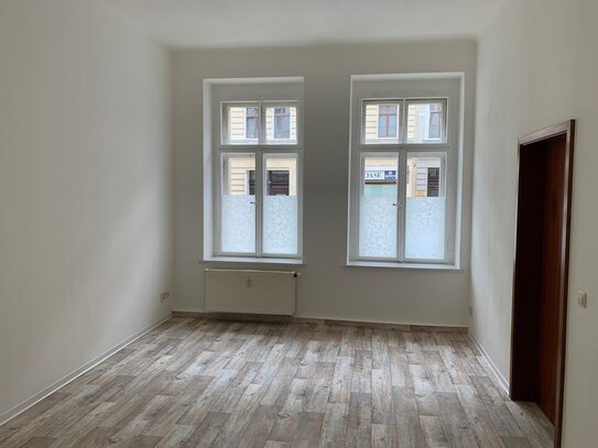 Straßenseitige Singlewohnung im Erdgeschoss