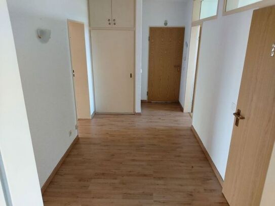 Gemütliche 3 Zimmer Wohnung mit Balkon