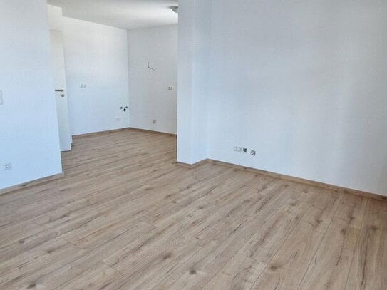 Freies 1,5 Zimmer Appartement mit tollem Bergblick