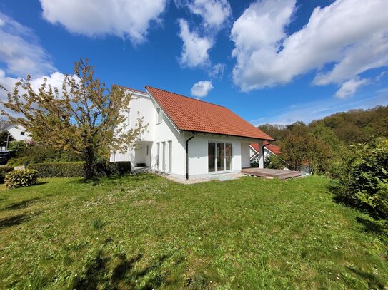 ERSTBEZUG NACH SANIERUNG!!! Hochwertiges Einfamilienhaus in begehrter Lage von Niederaula