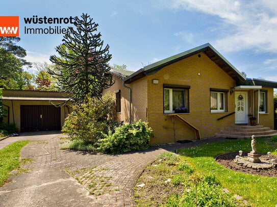 Fußläufig zum Lehnitzsee, Grundstück mit kleinem Bungalow, mit Wohnungsrecht zu verkaufen