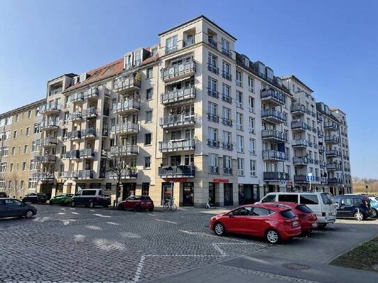 Top Lage! Dachgeschosswohnung mit Balkon & TG Stellplatz in Elbnähe!