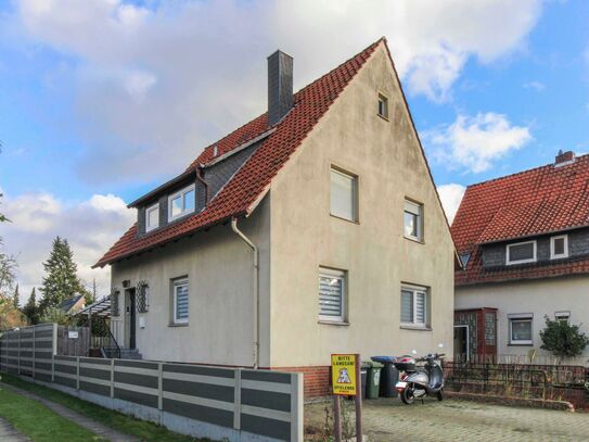 Einfamilienhaus mit Option auf 2 Wohneinheiten - Top Lage und Anbindung