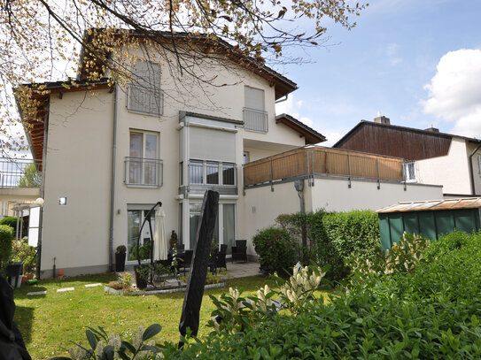 5 Zimmer in zwei Wohnungen + XL-Dachterrasse + Garten