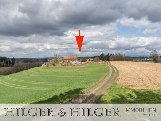 Dreiseithof in einzigartiger, plateauartiger Alleinlage mit herrlichem Weitblick bis in den bayrischen Wald