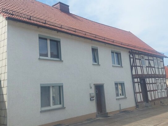 Spahl/Thüringen - 2 Familienhaus in Massivbauweise mit Fachwerkanbau (Denkmalschutz)