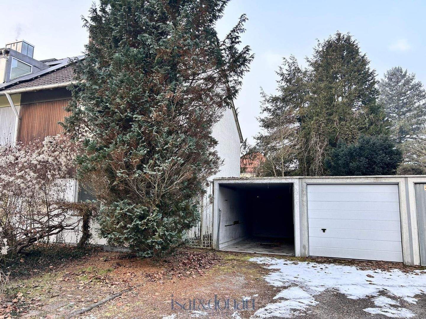 Reihenendhaus in begehrter Lage mit Grundstück und Entwicklungspotenzial in München Obermenzing