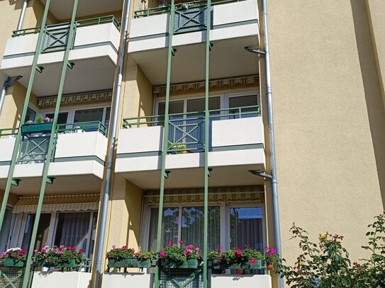 Zweiraumwohnung mit Balkon nahe Auwald und Cospudener See