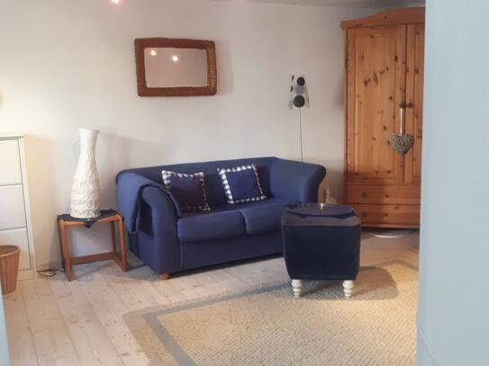 Provisionsfrei, Komplett möbliertes, schönes Apartment, ideal für Pendler, Experts oder Monteure mit direktem Anschluss…