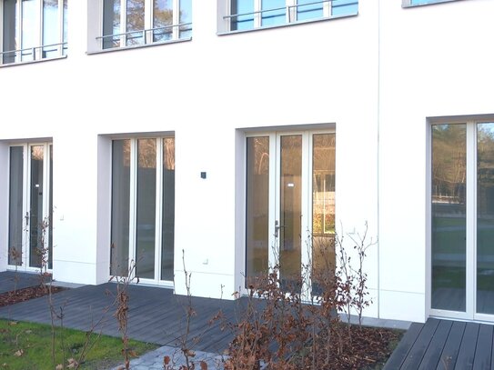 Erstbezug noch hochwertiger Sanierung - Maisonette-Wohnung über 2 Etagen im QUARTIER AM MEER im Block V