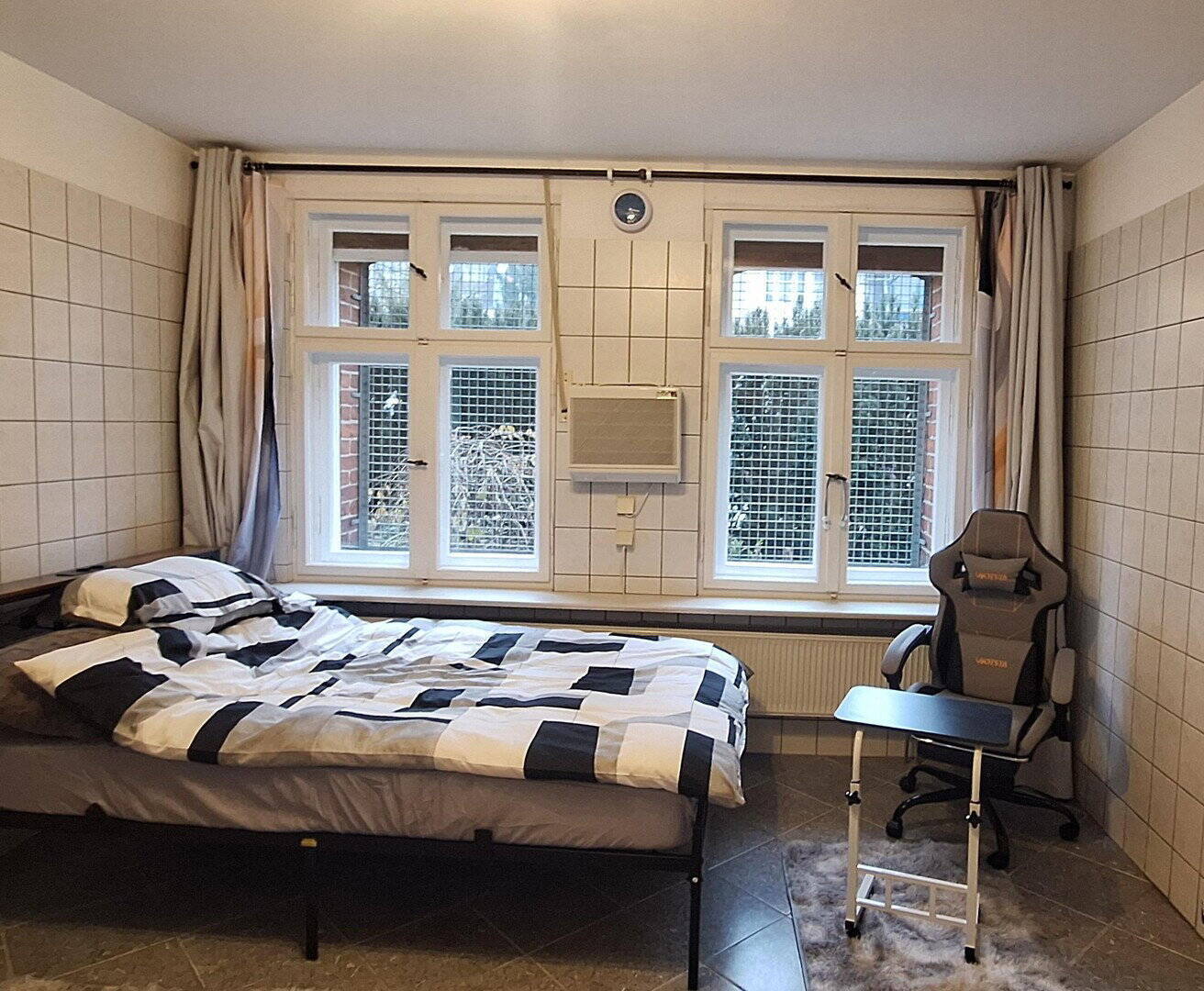 Möbliert+alles drin 59 qm 2 Zimmer in Karlshorst Lichtenberg - Photo 1