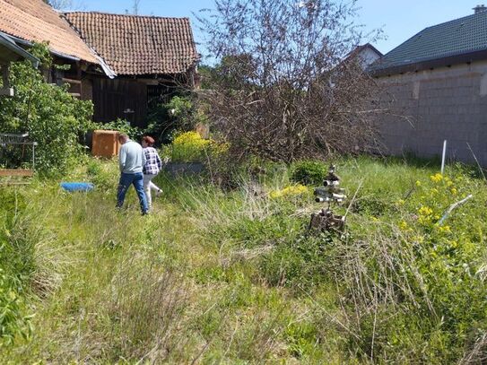 Renovierungsbedürftiges Einfamilienhaus mit Nebengebäude in Sangerhausen (Handwerkerobjekt)