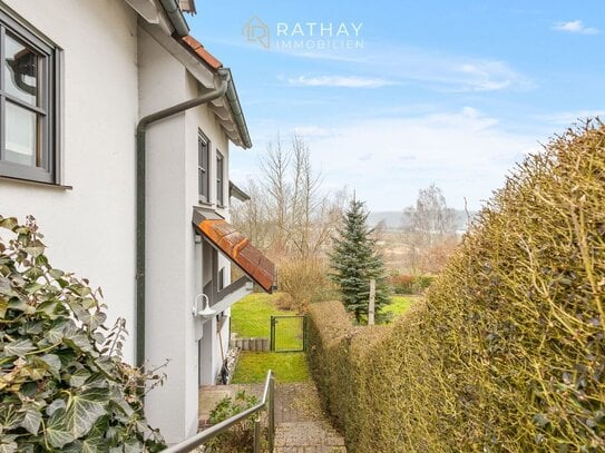 Wundervolles Einfamilienhaus mit Einliegerwohnung und traumhaften Weitblick