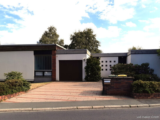 Luxuriöser, architektonisch einzigartiger Bungalow in naturnaher Umgebung