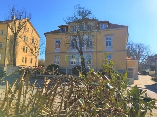 1-Raum-Wohnung Souterrain mit Einbauküche in der Nähe vom Bahnhof zu vermieten.