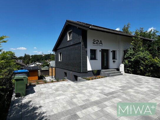 Saniertes Haus mit PV Anlage und Fernblick!