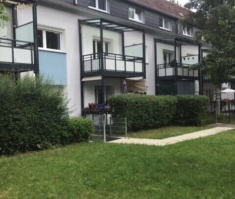 Renovierte 3-Zimmer-Wohnung mit Balkon ab sofort frei