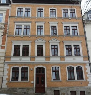 Helle 2-Raum-Wohnung mit Balkon