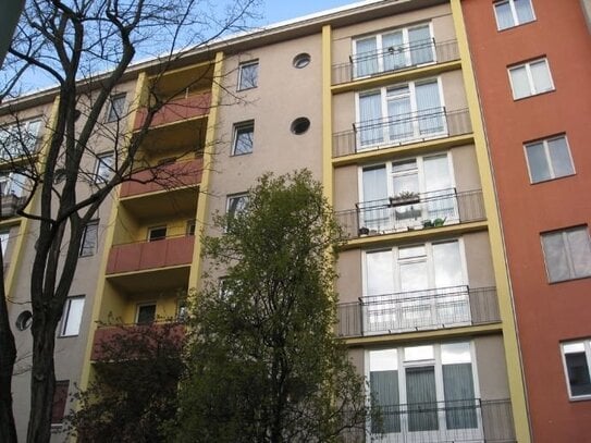 3 Zimmerwohnung in Berlin-Charlottenburg