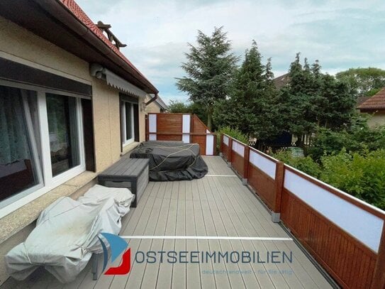 EFH nahe Ostsee, ruhige Lage in Wusterhusen, Wfl. ca. 130 m², 5 Zi., Vollkeller, Sauna, Tiefgarage, Carport, große Terr…