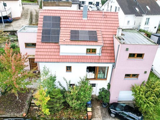 Traumhaus in idyllischer Feldrandlage- nur 20 Min bis Stuttgart- Nahezu keine NK- Elektroauto GRATIS