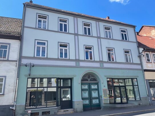 Schöne Dachgeschosswohnung mit Terrasse und Personenaufzug