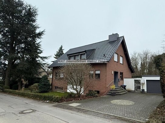 . Mausbach, frei stehendes Wohnhaus - Platz für die ganze Familie . . sonnige Terrasse und Garten . .