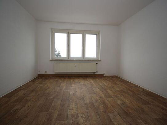 **Helle 3-Zimmer-Wohnung im 2 OG zu vermieten! - Stabile Heikosten durch Holzhackschnitzelanlage**