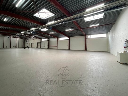 LAGERFLÄCHE MIT RAMPE | 1700 M² | BILLBROOK