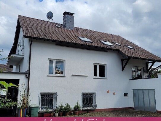 GENERATIONENHAUS MIT 3 (4) WOHNUNGEN, GROSSEM INNENHOF UND 40 m² BEFAHRBAREN HOBBYRAUM!