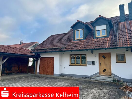 Stilvolle Doppelhaushälfte mit Einliegerwohnung in Kelheim-Thaldorf