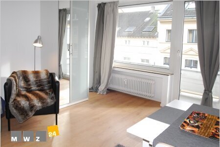 Komplett Möbliert/Furnished Accommodation in: Pempelfort / Hofgarten. Kompaktes