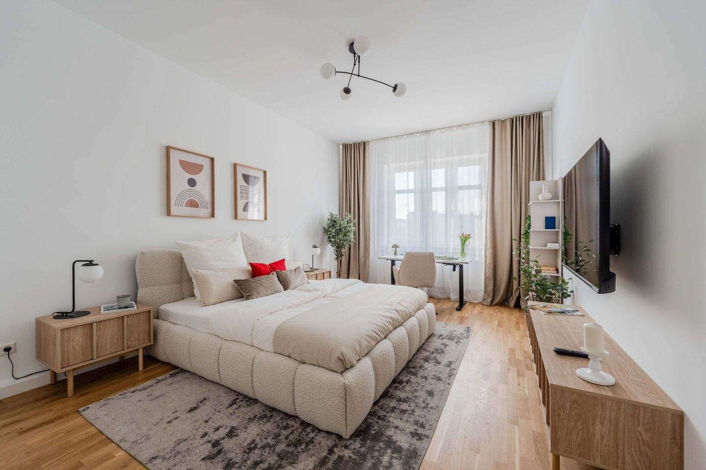 Perfekt für das Stadtleben: Geräumige Wohnung im trendigen Neukölln - Foto 1